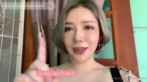 ห้องน้ำสาธารณะ บนรถ นมใหญ่ ตูดใหญ่ ช่วยตัวเอง