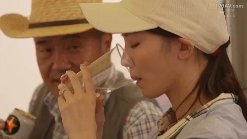 ในเต็นท์ เสียวสุดๆ เย็ดในที่ลับ เย็ดโหด เมกุริมิโนชิม่า